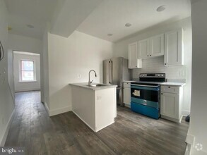Building Photo - 4148 Parrish St