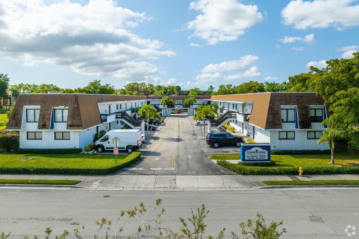 11098 SW 107th St - Timbercreek Apartments