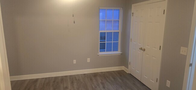 Foto del edificio - 1609 Sunrise Valley Dr