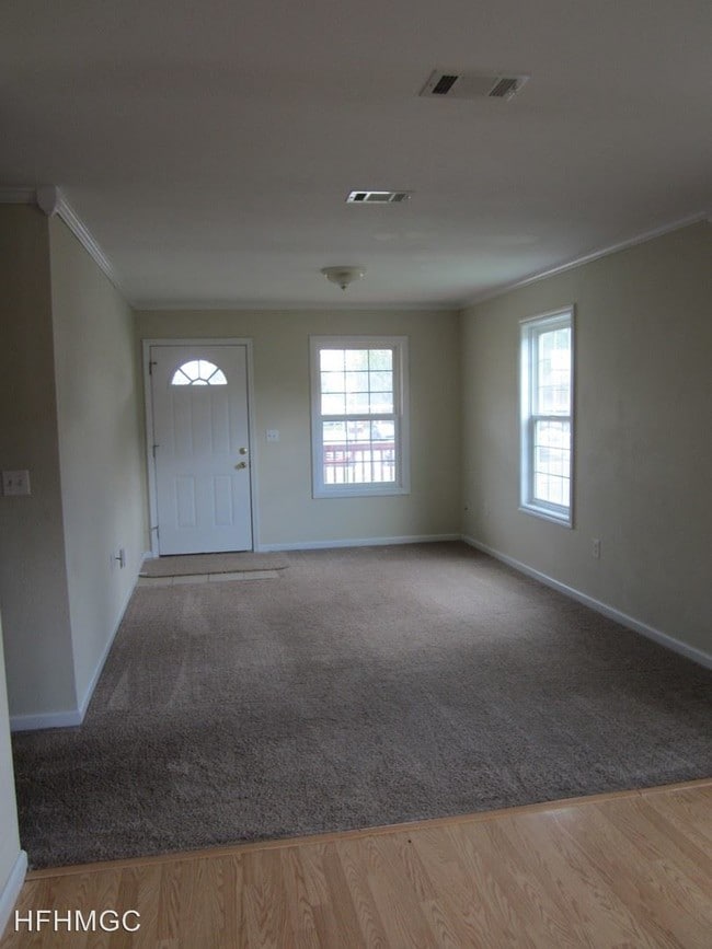 Foto del edificio - 3 br, 1.5 bath House - 329 Nichols Drive