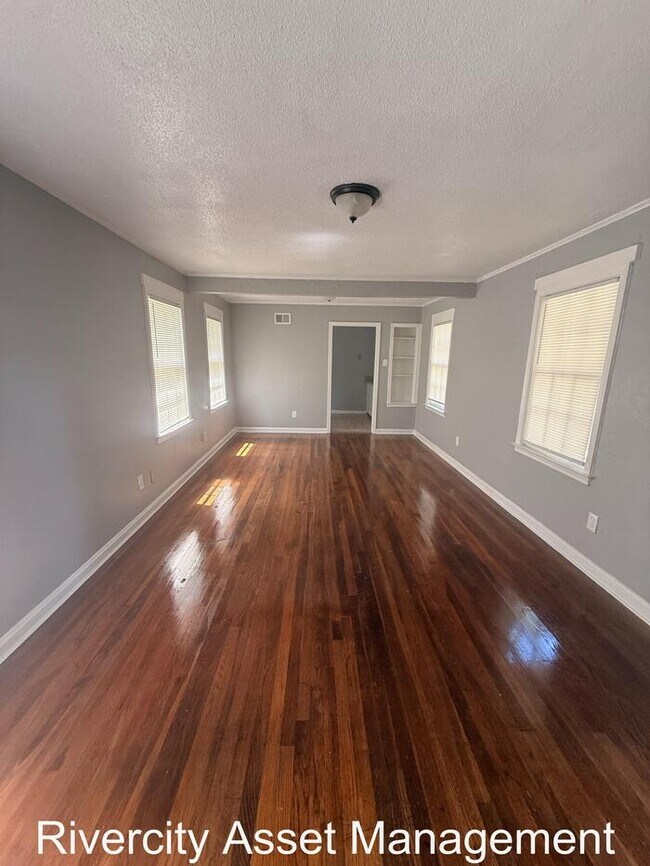 Building Photo - Located in Sherwood Forest Area, A Must See!!! Section 8 Welcomed!!!!