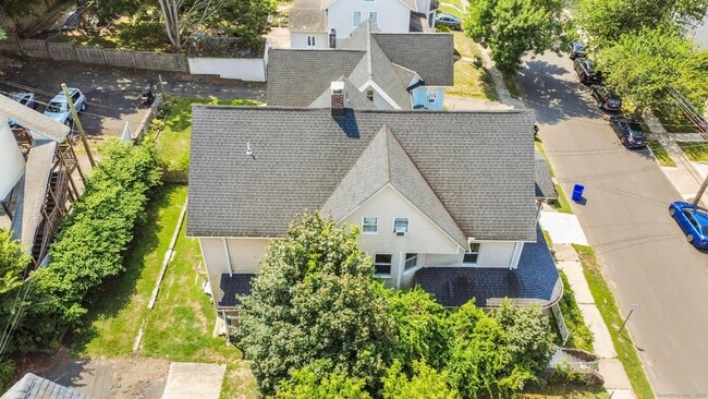 Building Photo - 14 S Whittlesey Ave