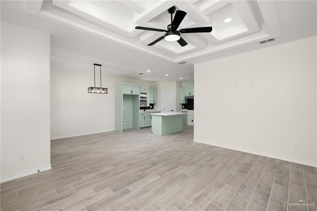 Building Photo - 15 Chicago Ave