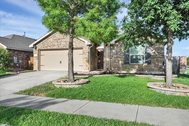 Foto del edificio - 300 Briar Park Dr