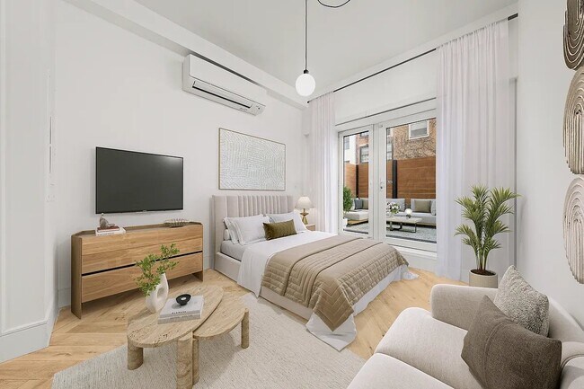 Foto del edificio - 313 E 17th St