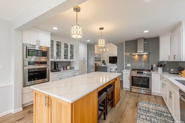 Foto del edificio - 998 998 Aberdeen Rd