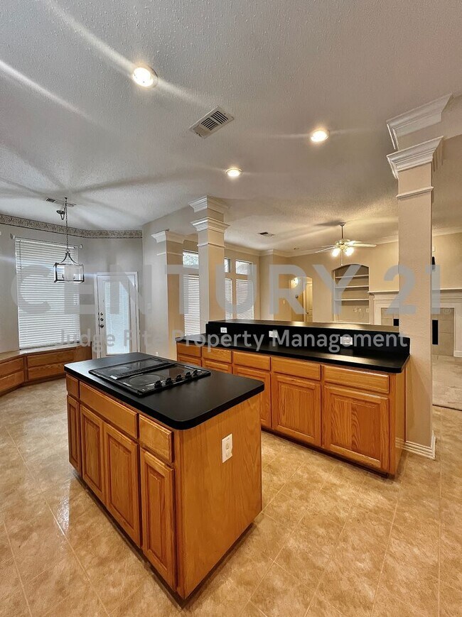Foto del edificio - Charming 3/2/2 in Grand Prairie For Rent