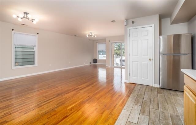 Primary Photo - 355 West Side Ave