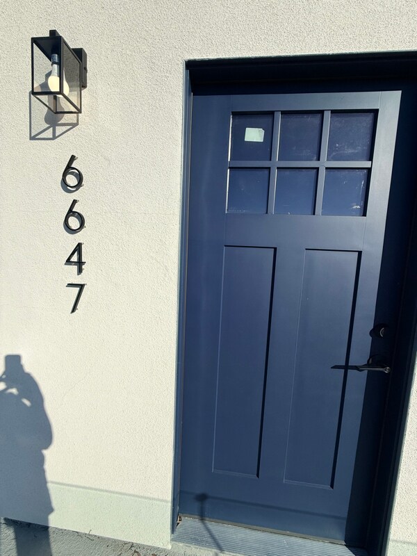 Foto del edificio - 6647 Delbarton St