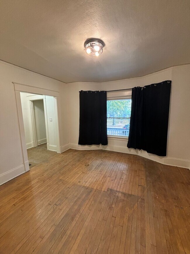 Foto del edificio - 3157 N Buffum St