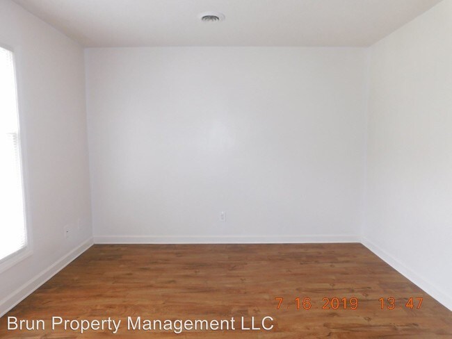 Building Photo - 9105 Parktop Ln NW