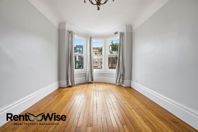 Foto del edificio - 3230 16th St