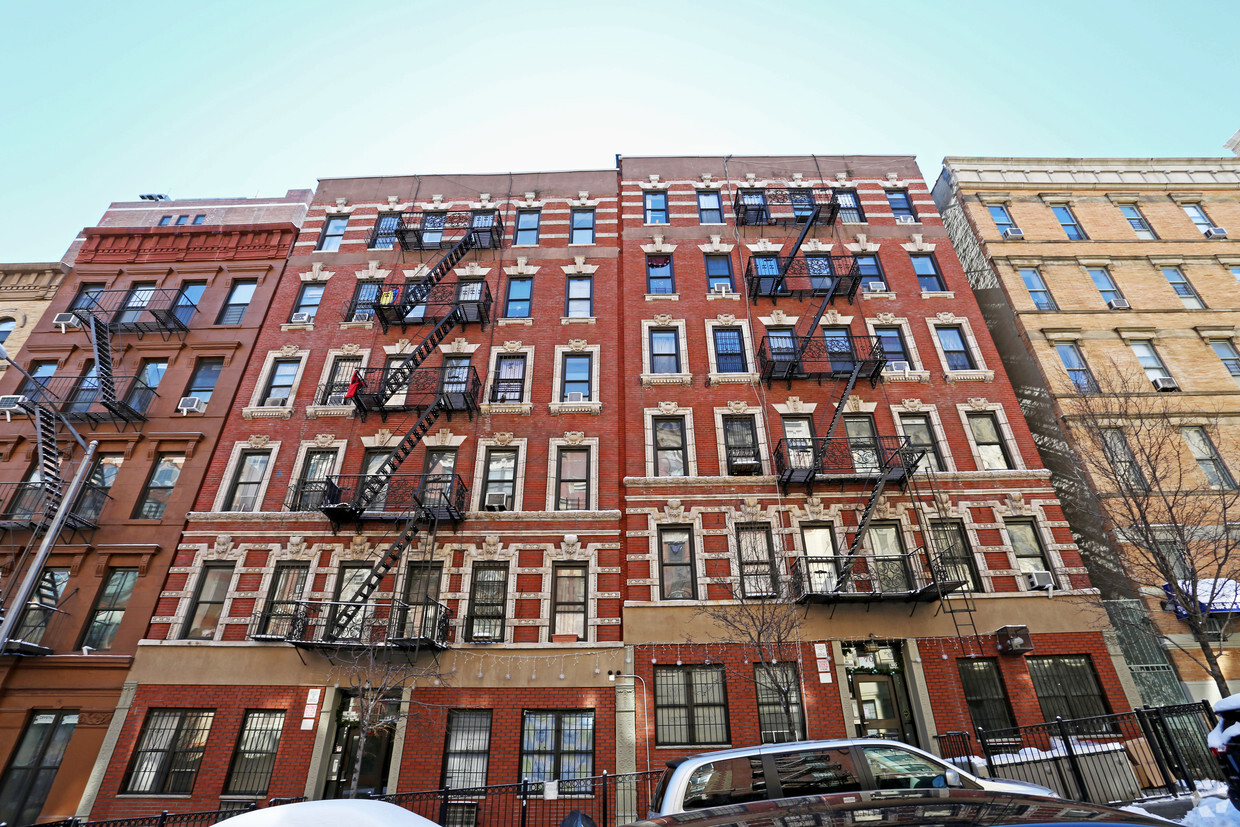 Building Photo - 66-70 W 109th St