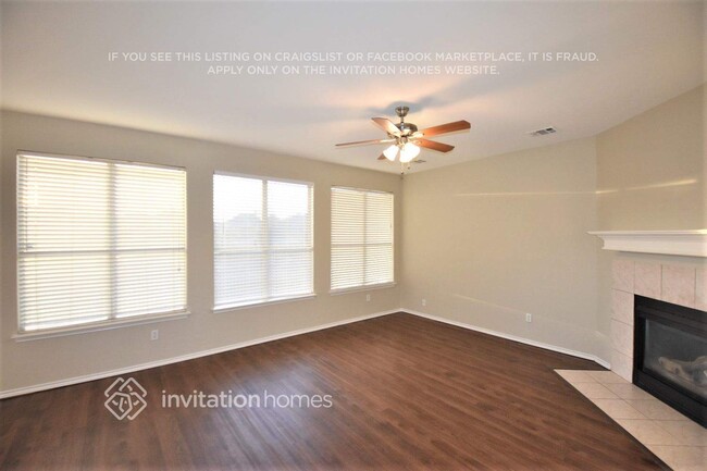 Foto del edificio - 1727 Chatham Ln