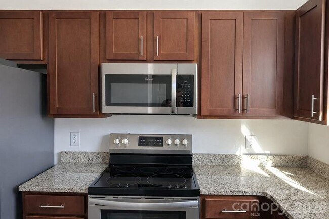 Foto del edificio - 21512 Aftonshire Dr