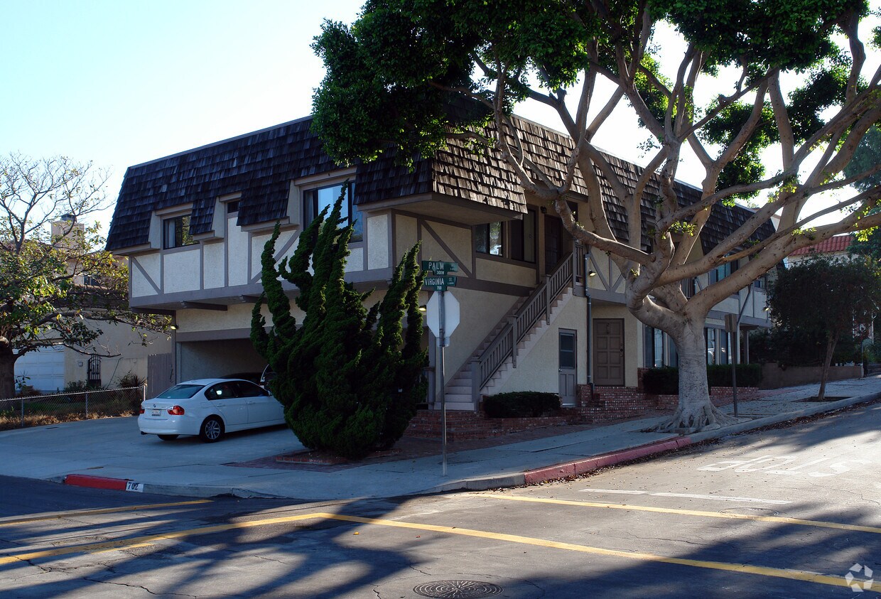 Building Photo - 702 Virginia St