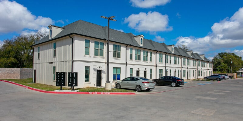 Primary Photo - The Addison At Waco