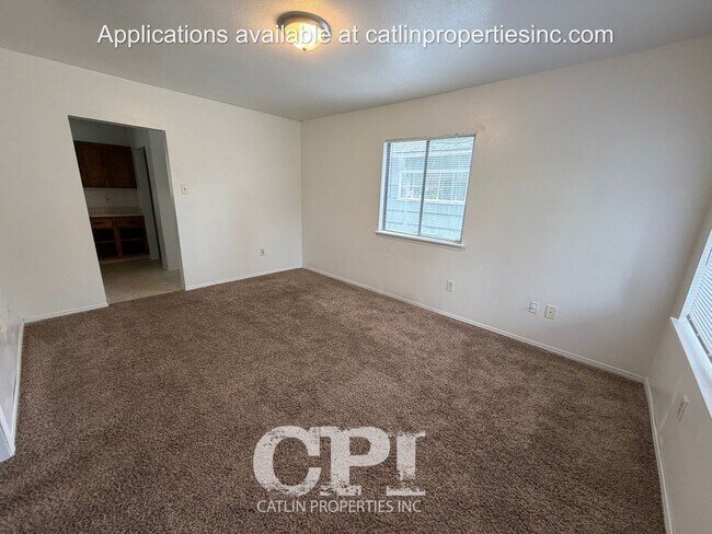 Foto del edificio - 321 21st Ave