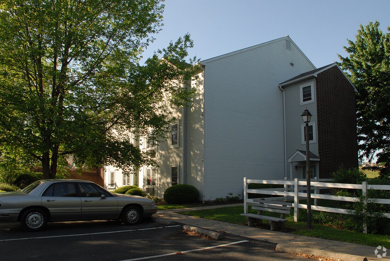 302 N Pine St Liverpool Pa 17045 Apartments Liverpool Pa Apartments Com