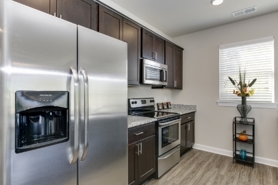 Building Photo - North Colley Apartments