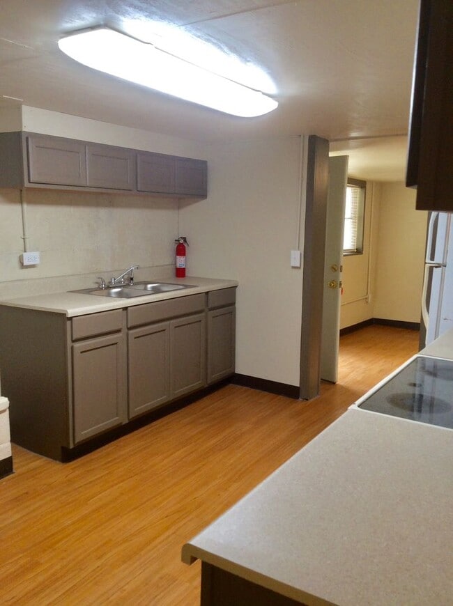 Building Photo - Sunrise Apartment