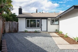 Building Photo - 10880 New Salem Cove
