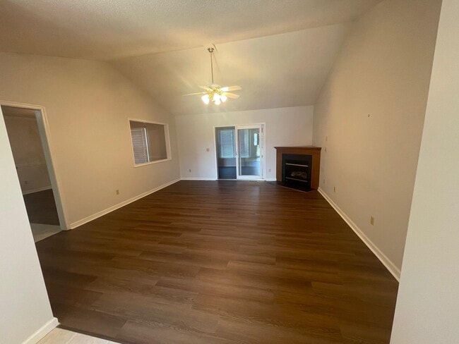 Building Photo - 10401 Whispering Pine Ln