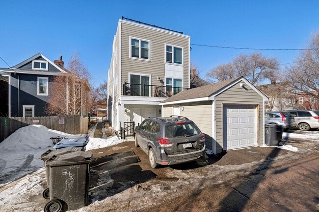 Building Photo - 2449 Lyndale Ave S
