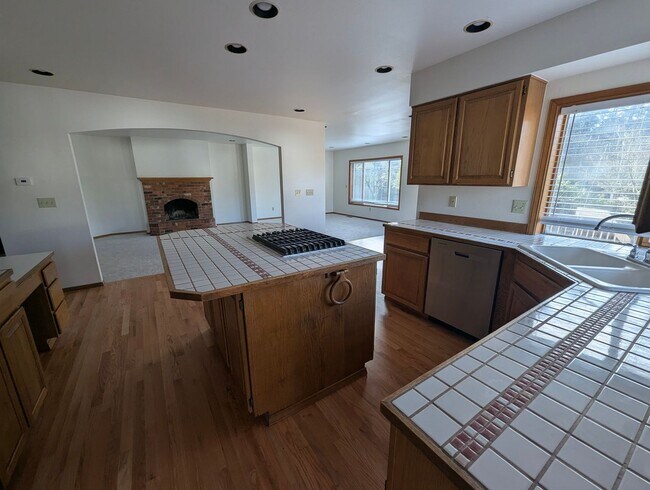 Foto del edificio - Gorgeous 3 Bedroom • 2.5 Bath Home Recently Remodeled and Ready for you!