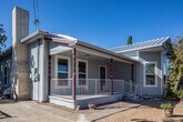 Primary Photo - 305 W Chapoy St