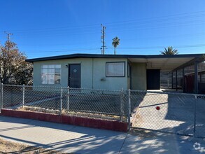 Building Photo - 1020 Taos Dr