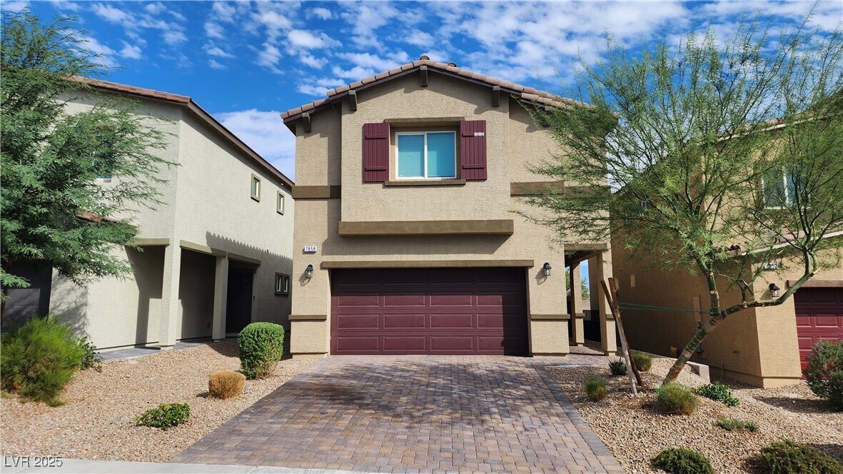 Foto principal - 7858 Morganite Ave
