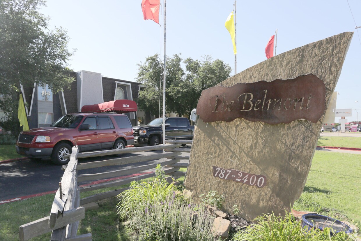 The Belmont Apartments Bethany, OK