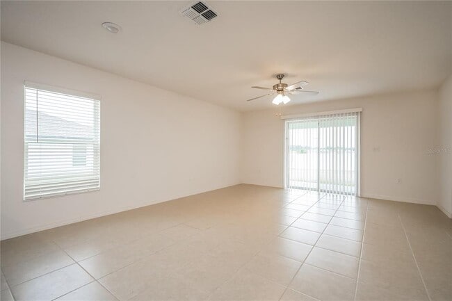 Foto del edificio - 1685 Hideaway Flat St