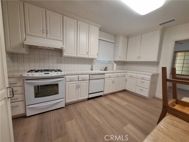 Foto del edificio - 5315 Etheldo Ave