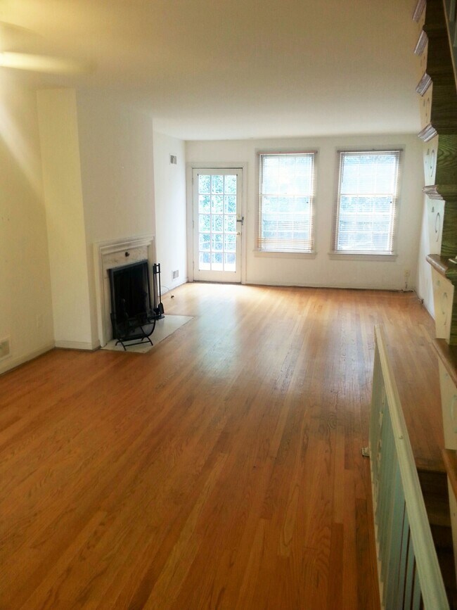 Foto del edificio - 809 East Capitol St SE
