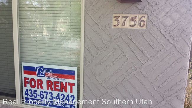 Foto del edificio - 3 br, 2 bath House - 3756 Canyon Crest