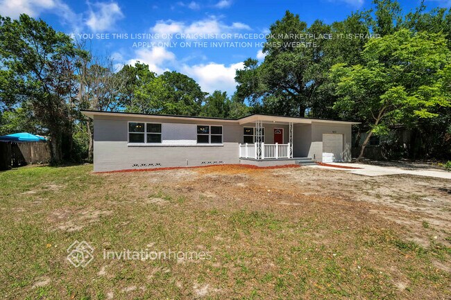 Foto del edificio - 6613 Shady Oak Dr