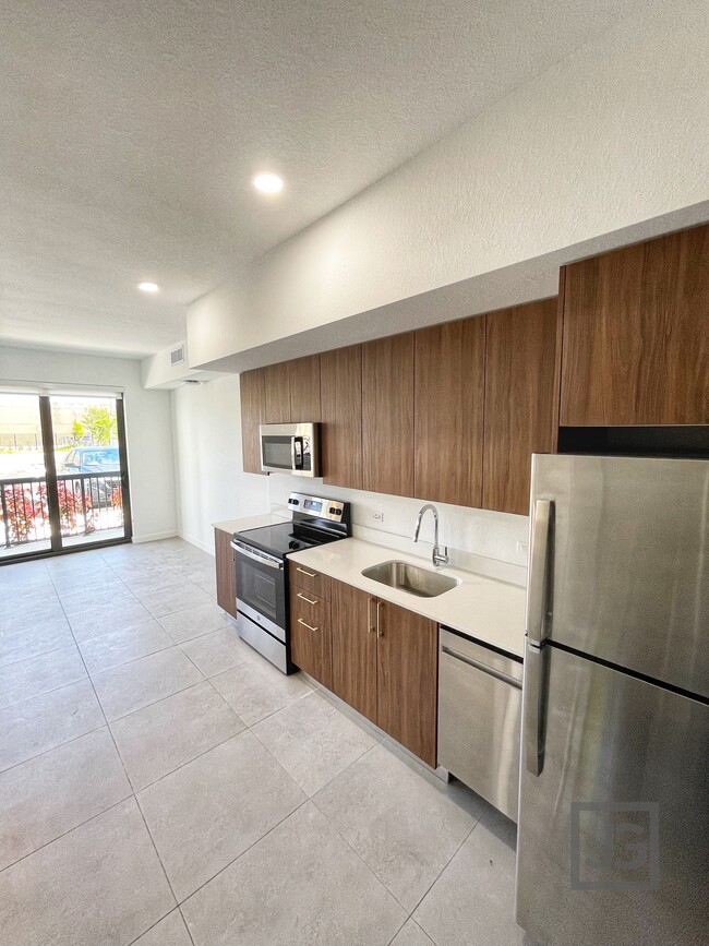 Vista de la cocina 2 - 7969 NW 51st Ct