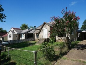 Building Photo - 1511 N 39th St