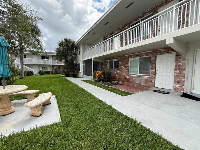 Foto del edificio - 3850 NE 21st Way