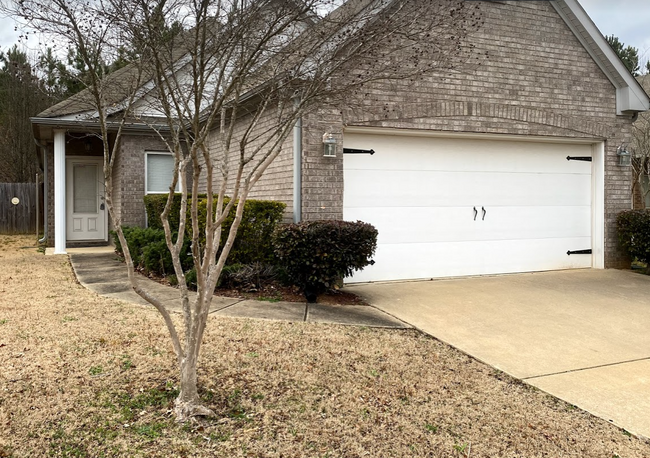 Building Photo - 250 Oxmoor Pl