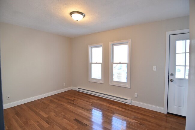 Foto del edificio - 66 Central St