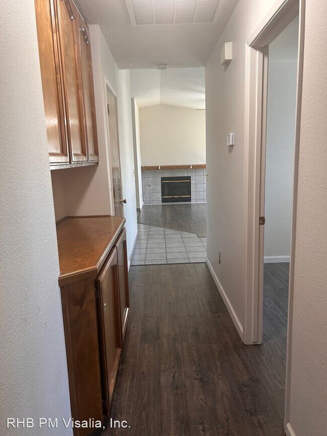 Building Photo - 4 br, 2 bath House - 1333 Levich St