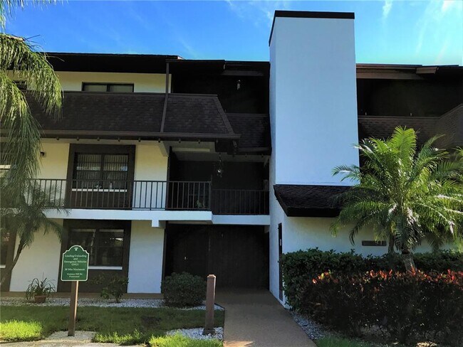 Building Photo - 6028 Oak Creek Ln