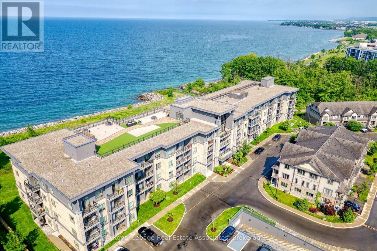 Photo principale - 35-135 Southshore Cres