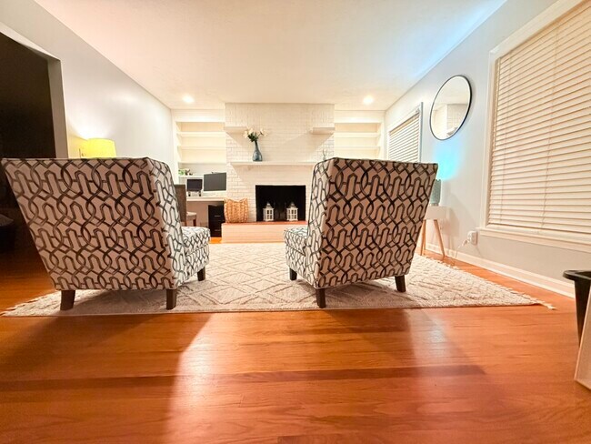 Foto del edificio - 4019 Blossomwood Dr