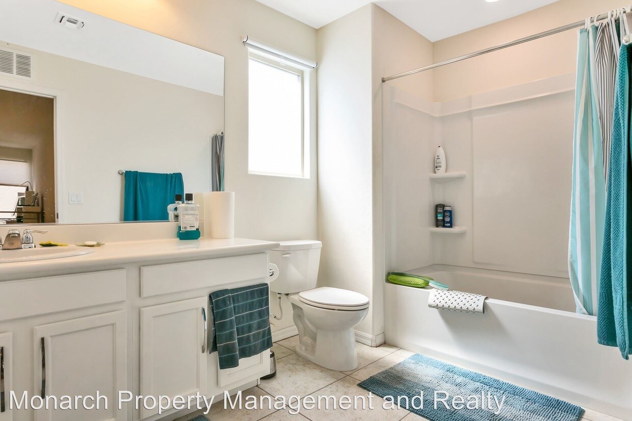 Foto principal - 3 br, 2 bath House - 7131 Avana St