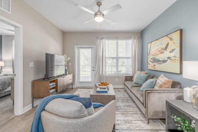 The Marlow Gainesville - The Marlow Gainesville Apartments