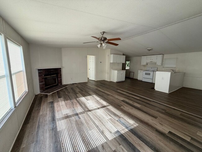 Building Photo - 2168 Lee Rd 430